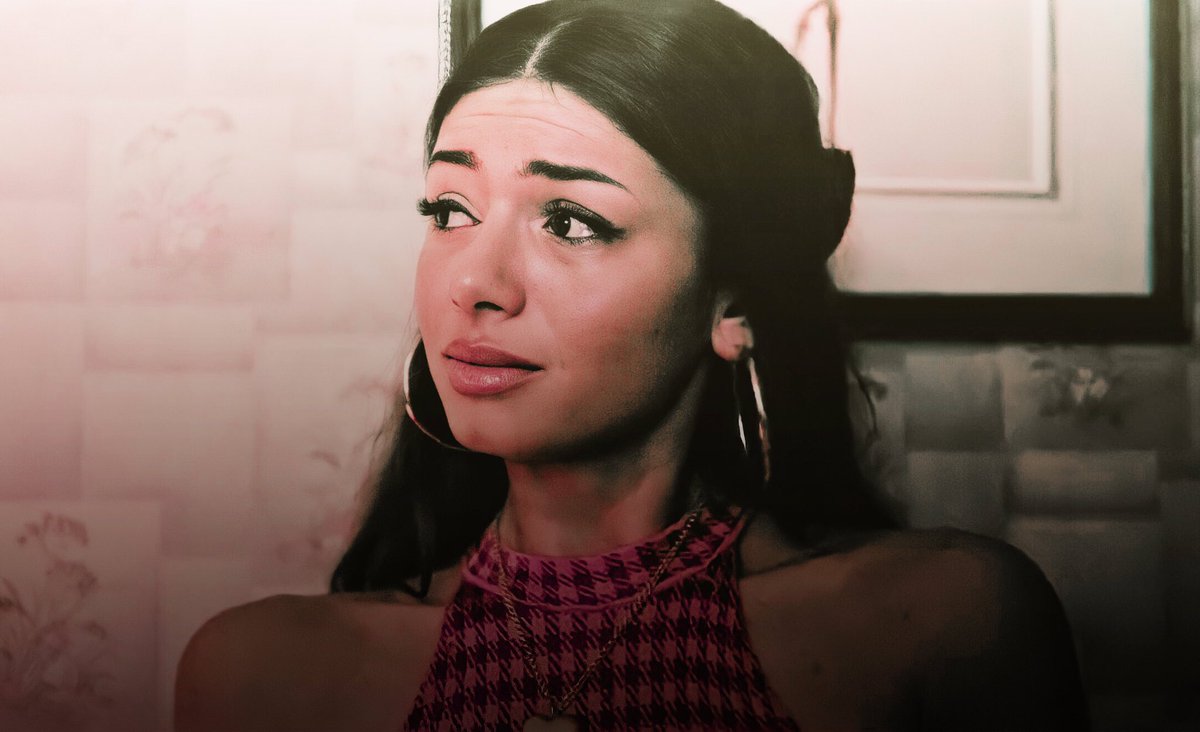 s0laxris's tweet photo. “You don’t love me?”
“I just have to say that in my own time and I don’t feel that way right now. That’s not to say I won’t. I just don’t at the moment. We haven’t been dating for that long, and I don’t know if you actually love me” 😢💔

[#Sexeducation• #Rubyotis•#Rotis] https://t.co/hkRZ9vuRaJ