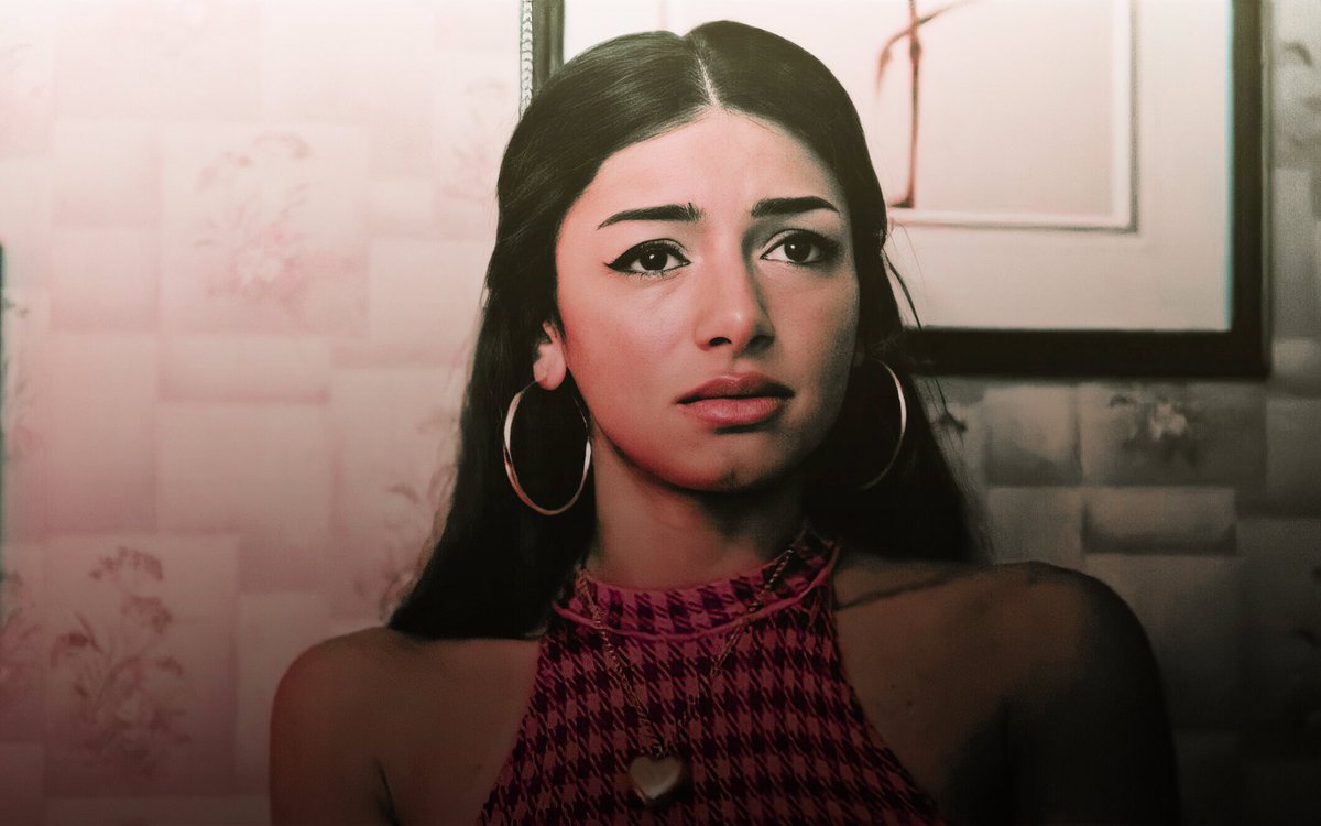 s0laxris's tweet photo. “You don’t love me?”
“I just have to say that in my own time and I don’t feel that way right now. That’s not to say I won’t. I just don’t at the moment. We haven’t been dating for that long, and I don’t know if you actually love me” 😢💔

[#Sexeducation• #Rubyotis•#Rotis] https://t.co/hkRZ9vuRaJ