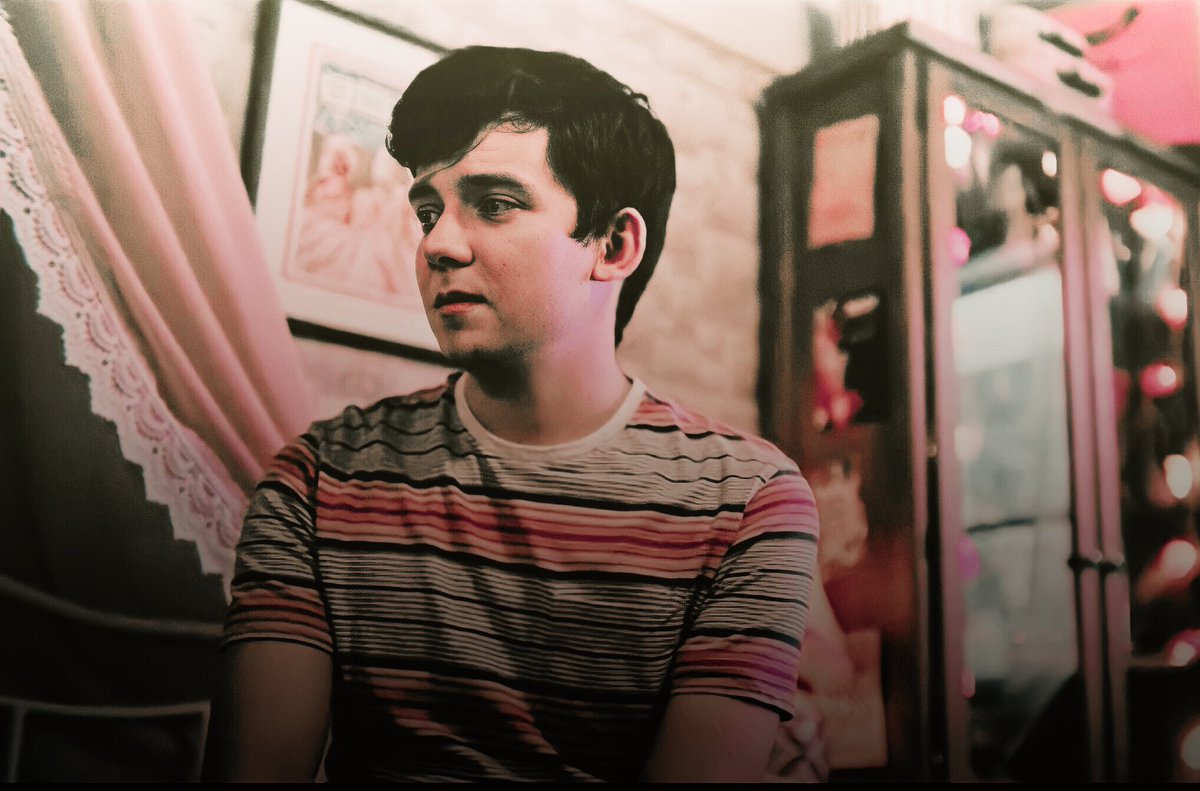 s0laxris's tweet photo. “You don’t love me?”
“I just have to say that in my own time and I don’t feel that way right now. That’s not to say I won’t. I just don’t at the moment. We haven’t been dating for that long, and I don’t know if you actually love me” 😢💔

[#Sexeducation• #Rubyotis•#Rotis] https://t.co/hkRZ9vuRaJ