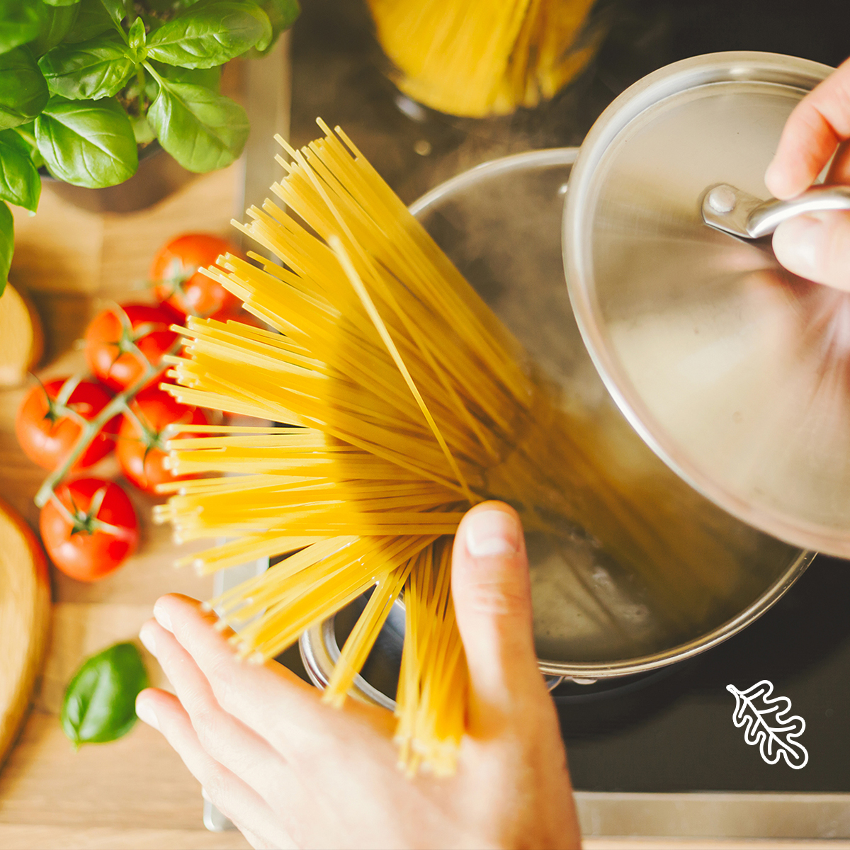 LaFilipinaPH's tweet photo. Enjoy restaurant-style pasta at home with this easy yet gourmet recipe for Pasta Puttanesca #MadeWithLaFilipina Spaghetti! https://t.co/qhu3d56eBa
