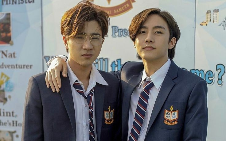 Eli_larai's tweet photo. Perth and Mark with their characters conveyed different feelings to us, without a doubt their love on and off a screen is very special ♡
their love story is unique and lasting...💗
#2YearStrandedWithKJ
#perthmark #เพิร์ธมาร์ค https://t.co/MfJwMtt0hc