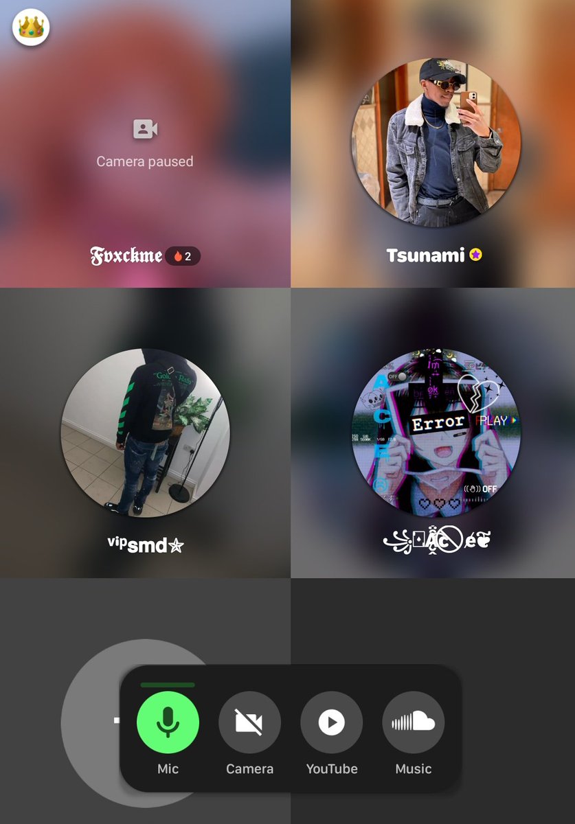 lobbyapplov's tweet photo. The homies in the same room again sheeeeesh❤❤❤😭 #Lobbyapp #Lobbymoments #Lobby #Lobbyfriends 
@lobbyapp_ https://t.co/FC9hcgx82L