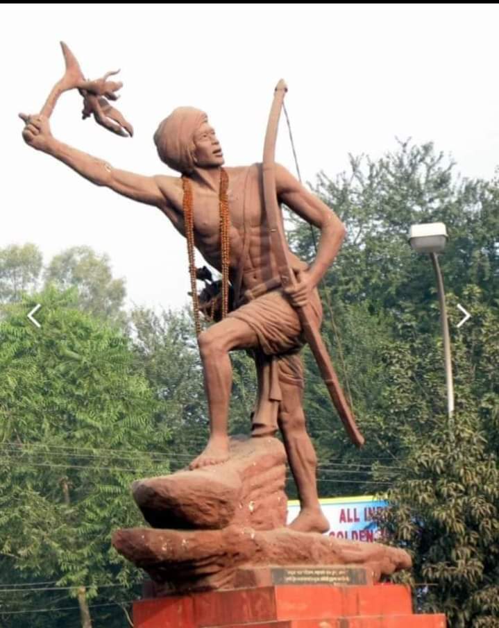 महान जननायक, स्वतन्त्रता संग्राम सेनानी, धर्म रक्षक भगवान बिरसा मुंडा की जयंती पर शत शत नमन एवं #जनजाति_गौरव_दिवस की हार्दिक शुभकामनाएँ।