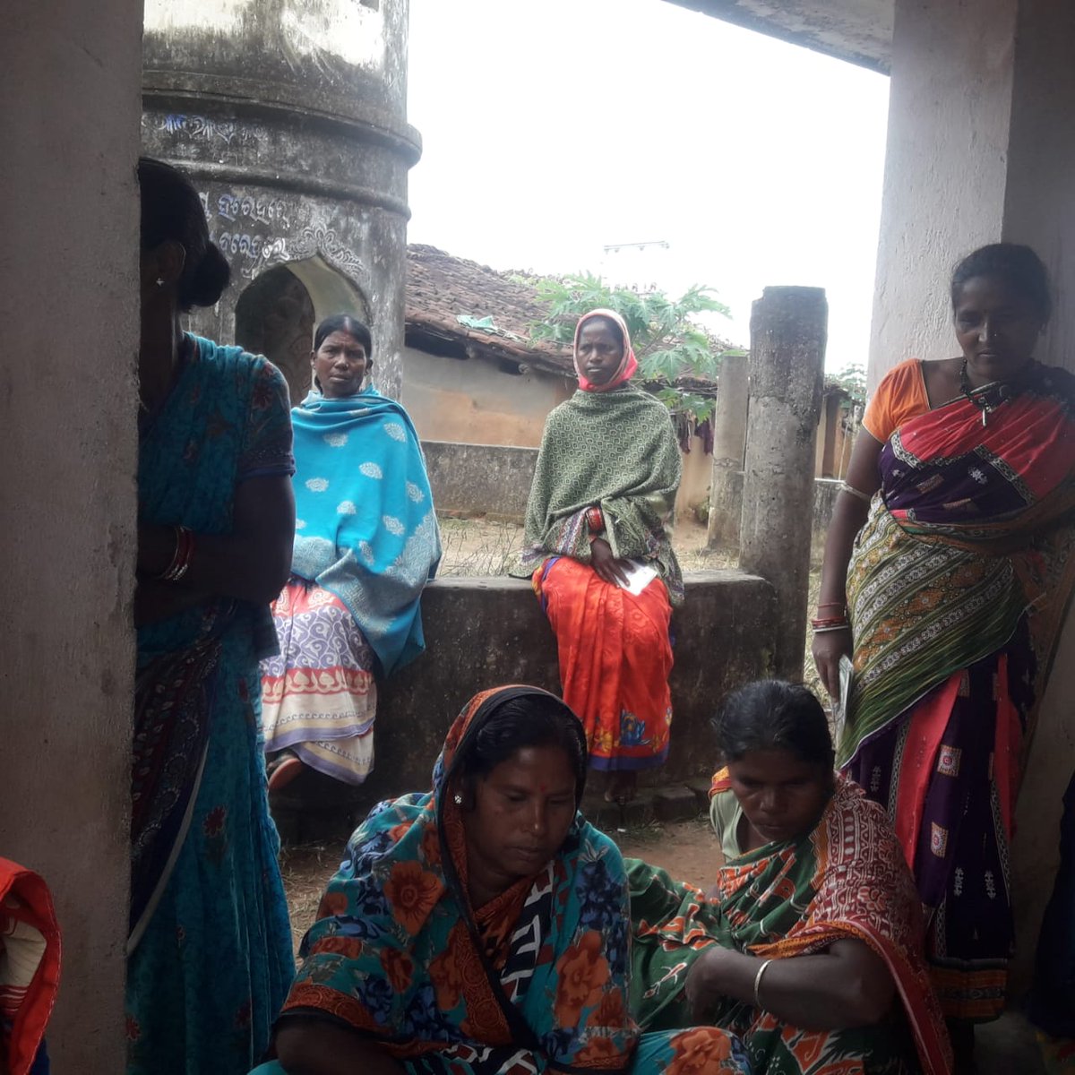 #PMGDISHA camp for tribal people going on at Sambalpur,Odisha on the occasion of #JanajatiGauravDiwas 

#JanjatiyaGauravDiwas2021 

<a href="/AshwiniVaishnaw/">Ashwini Vaishnaw</a> <a href="/Bishweswar_Tudu/">Bishweswar Tudu</a> <a href="/CSCegov_/">CSCeGov</a> <a href="/dintya15/">dinesh tyagi Retd IAS</a> <a href="/sanjaykrakesh/">Sanjay K Rakesh</a> <a href="/SwornaprabhaSi1/">Swornaprabha Singh</a> <a href="/DmSambalpur/">DM Sambalpur</a>