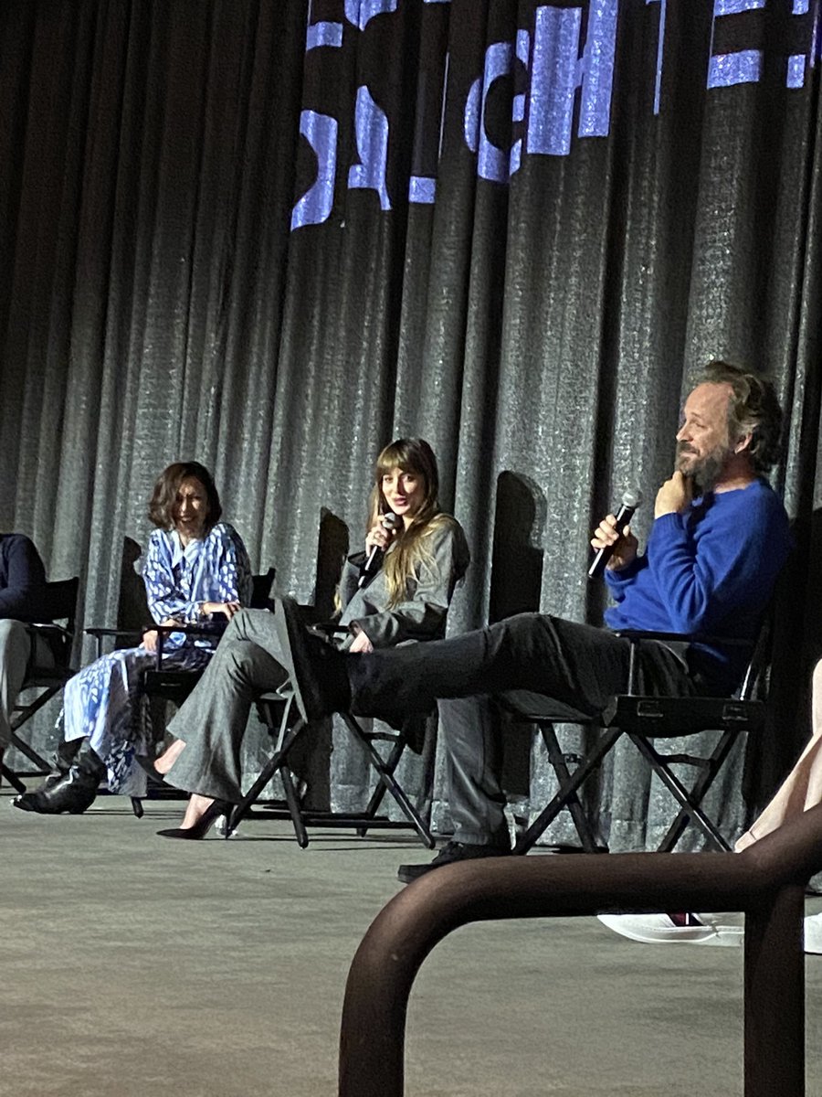 barbaramayi's tweet photo. @thelostdaughter at @filmindependent 💛 #DakotaJohnson #PaulMescau https://t.co/zAmUvoAeNL