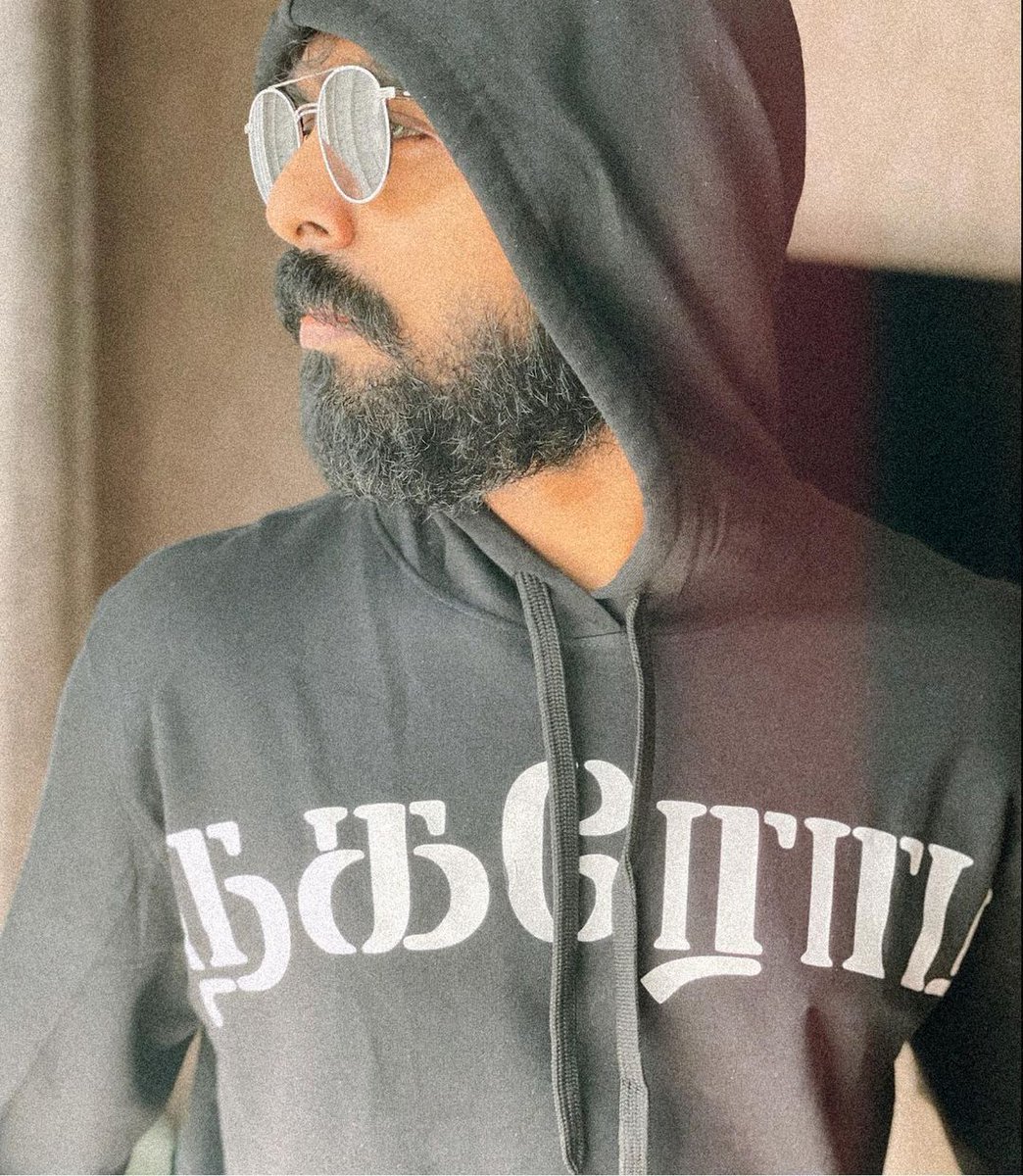 iam_Ajay_'s tweet photo. @gvprakash 😎 
Stylish Look🌟🌟................! https://t.co/bvmV4Qo9bE