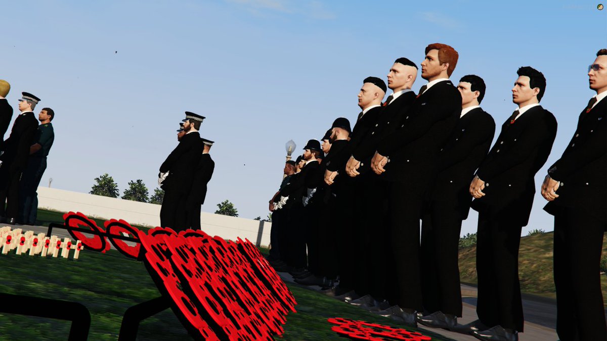 LondCallingRPC's tweet photo. “Lest we forget”🌹 

Troops from London’s Calling gathered around today to remember the sacrifice made by soldiers fighting in the wars

#RememberanceDay #fiction https://t.co/22kYERCngx