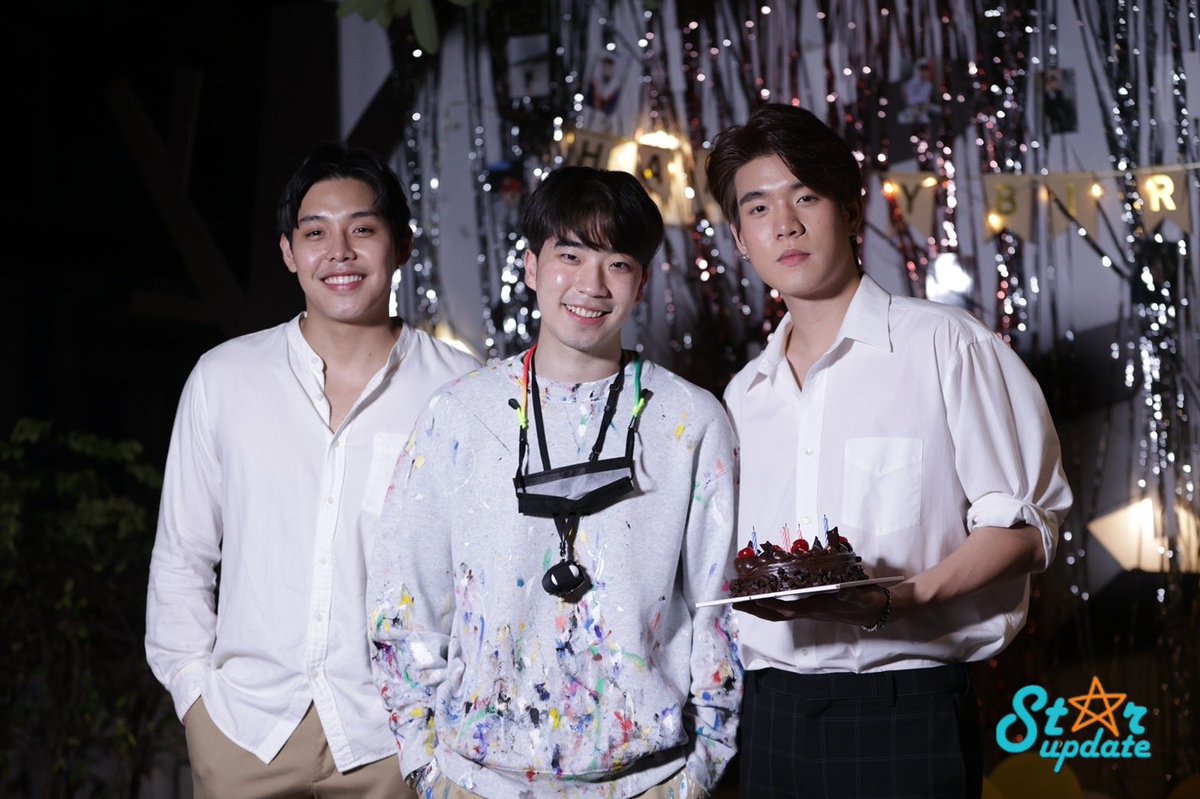 webstarupdate's tweet photo. [CLIP] "โทรุ" เซอร์ไพรส์วันเกิดน้องกันกัน คอนเฟิร์มงานกับน้องเฟิร์สมีให้ลุ้นกันแน่นอน พร้อมฝากให้ติดตามผลงานเพลงเร็วๆ นี้ >> https://t.co/EIjH5l2zoH
#โทรุ #Toru_Takizawa #momotoru https://t.co/ytnWrUjUa5