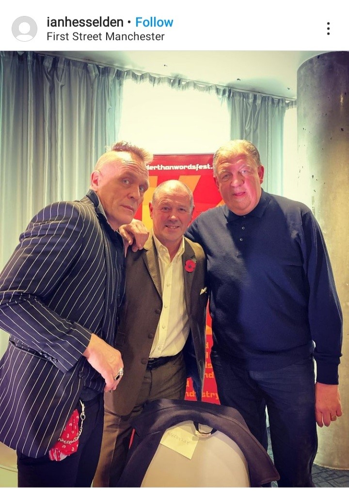 ScorchaSuede's tweet photo. Thanks to everyone we met @Lthanwordsfest over the weekend, great to say hello.
#enjoyedthat @johnrobb77 @OmnibusPress @TheMumper https://t.co/WKq3xOdz9B