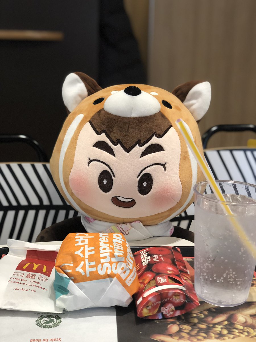 ziny_e's tweet photo. 알티보니 생각난 빅구리랑 영화데이트 했던날 ㅋㅋㅋ https://t.co/0Lccg9qZtx