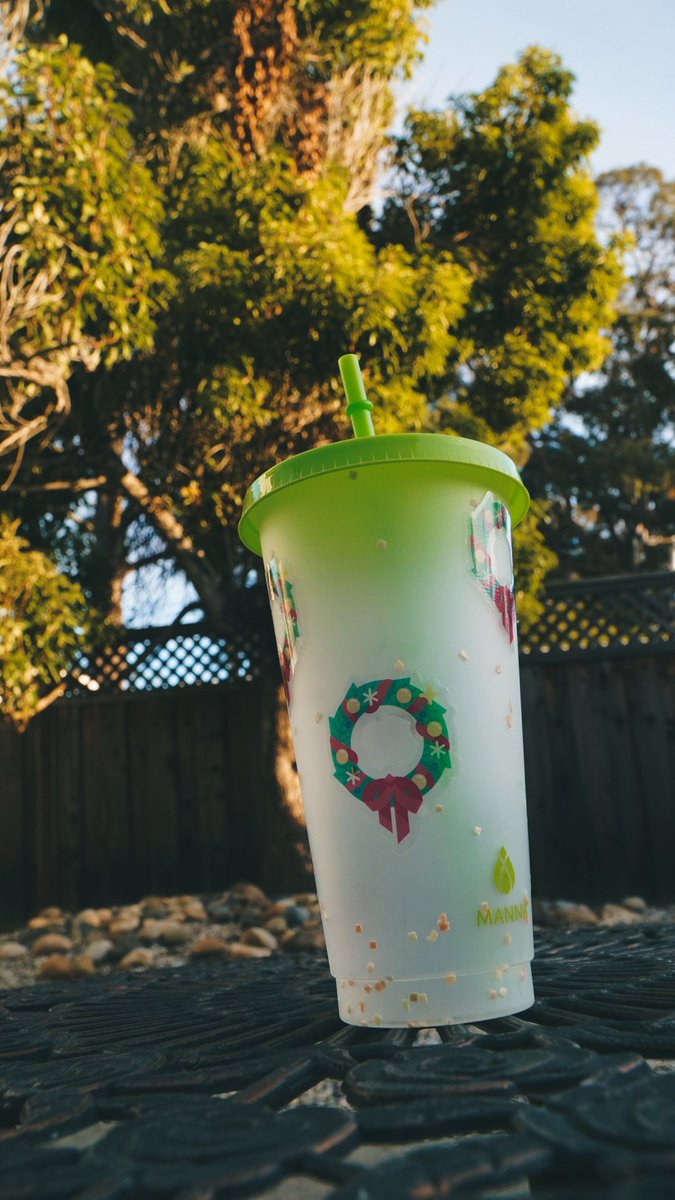 EMN1RESNICK's tweet photo. Custom design Color changing Tumblers for sell right now! Unfortunately the quantity is limited so make sure to grab them before theyโre gone. #tumblraesthetic #HolidayShopping #giftsidea #smallbusiness #etsyseller #EtsyBoost #FYP #shopsmall #shopsmallbusiness https://t.co/Aw10gUP6CA