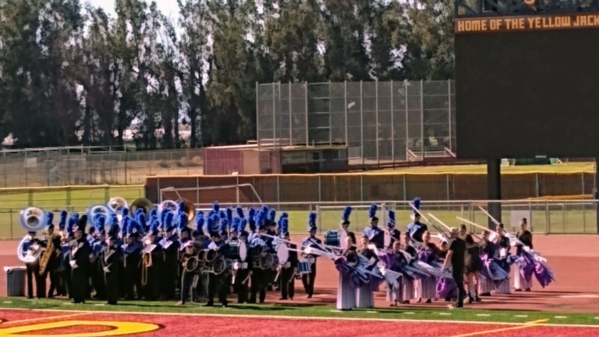 SC_Star21's tweet photo. Saugus High School Band and Color Guard earn berth in Southern California School Band and Orchestra
https://t.co/Rew9cbq6ZZ https://t.co/34bAayiXHb