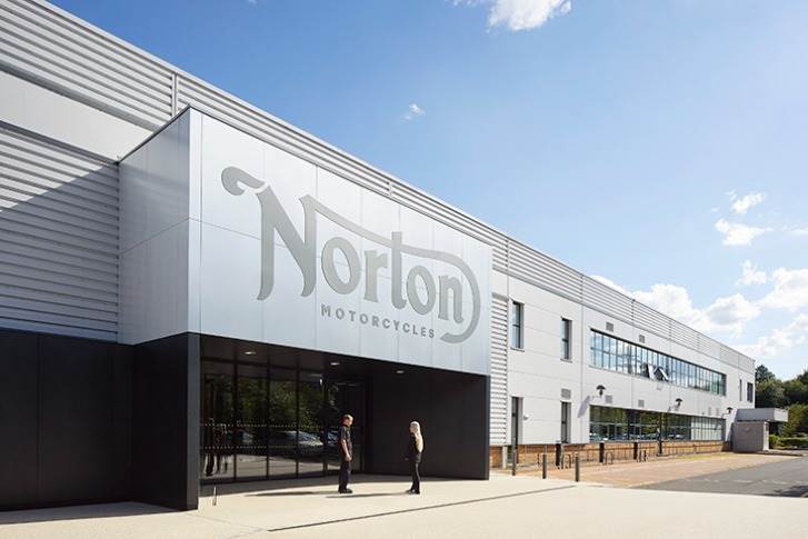 FactoryNOW_'s tweet photo. NEW IMAGES: This is Norton's new multi-million pound factory and global HQ in Solihull. The historic British marque's 73,000 sq ft production facility is capable of building 8,000 motorcycles a year. https://t.co/aE8UBdeddc #UKmfg🇬🇧 https://t.co/hiO6etCB0T