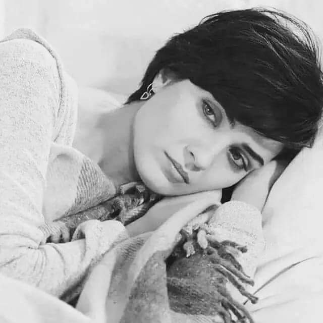 roo_feed's tweet photo. @azezaze5 الحب .. نار

بعد رحيله .. لا يرث

إلا ... الرماد https://t.co/HPTxuKFLKD