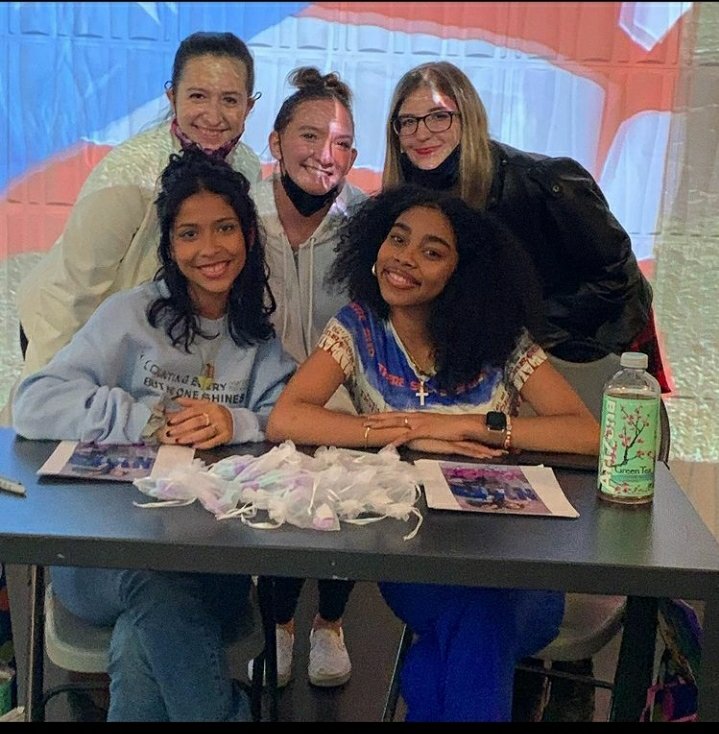 jadahmupdates's tweet photo. 📸 Mais algumas fotos do segundo dia da The Bestie Tour que aconteceu ontem (14/11) em NY. https://t.co/hGZKTVcnSC