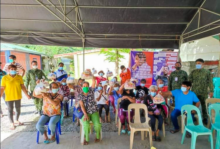 UPangppo's tweet photo. Duterte Legacy BARANGAYanihan Caravan Towards National Recovery
“Give, and it will be given to you. A good measure, pressed down, shaken together and running over, will be poured into your lap. For with the measure you use, it will be measured to you.”
   -Luke 6:38 https://t.co/4X7DwoReMV