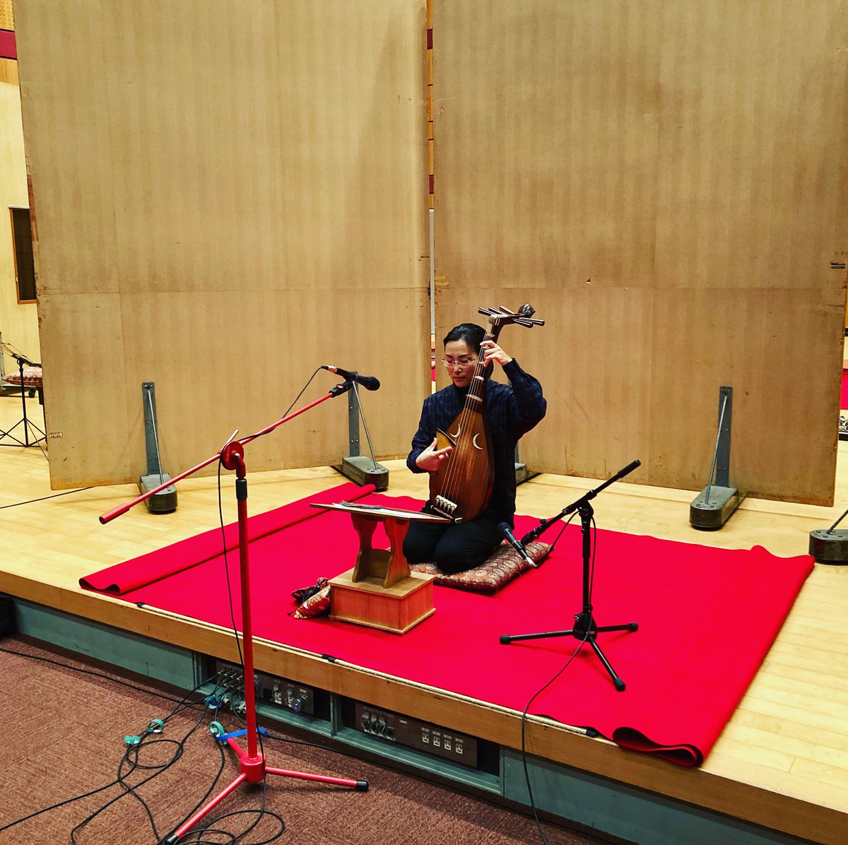 cyoukaogata's tweet photo. 11/24.11/25NHK FM邦楽のひととき
琵琶楽コンクール一位、二位、三位の演奏が放送されます。
ぜひお聴きください
#nhk  #らじるらじる　#邦楽のひととき　#琵琶　#コンクール
#fm #尾方蝶嘉　#壇ノ浦　#筑前琵琶 https://t.co/drgEpdEgpP