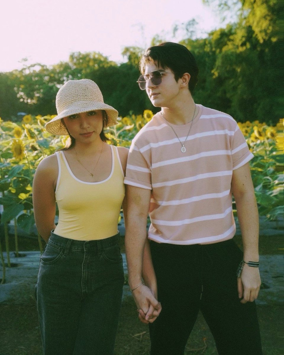 iammavylegaspi's tweet photo. 24/7 im thinkin about _________ 🌻 https://t.co/dPGsqQMxui