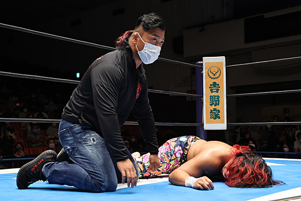 ☆セミファイナル 「BEST OF THE SUPER Jr.28」公式戦 高橋ヒロム vs