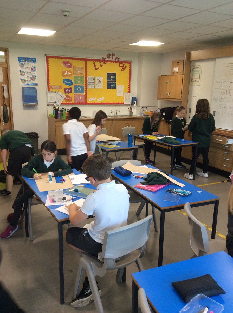 MrsTeillard's tweet photo. Everybody’s very busy getting ready for the class assembly this Friday 😀 https://t.co/e2qQJHpmCN