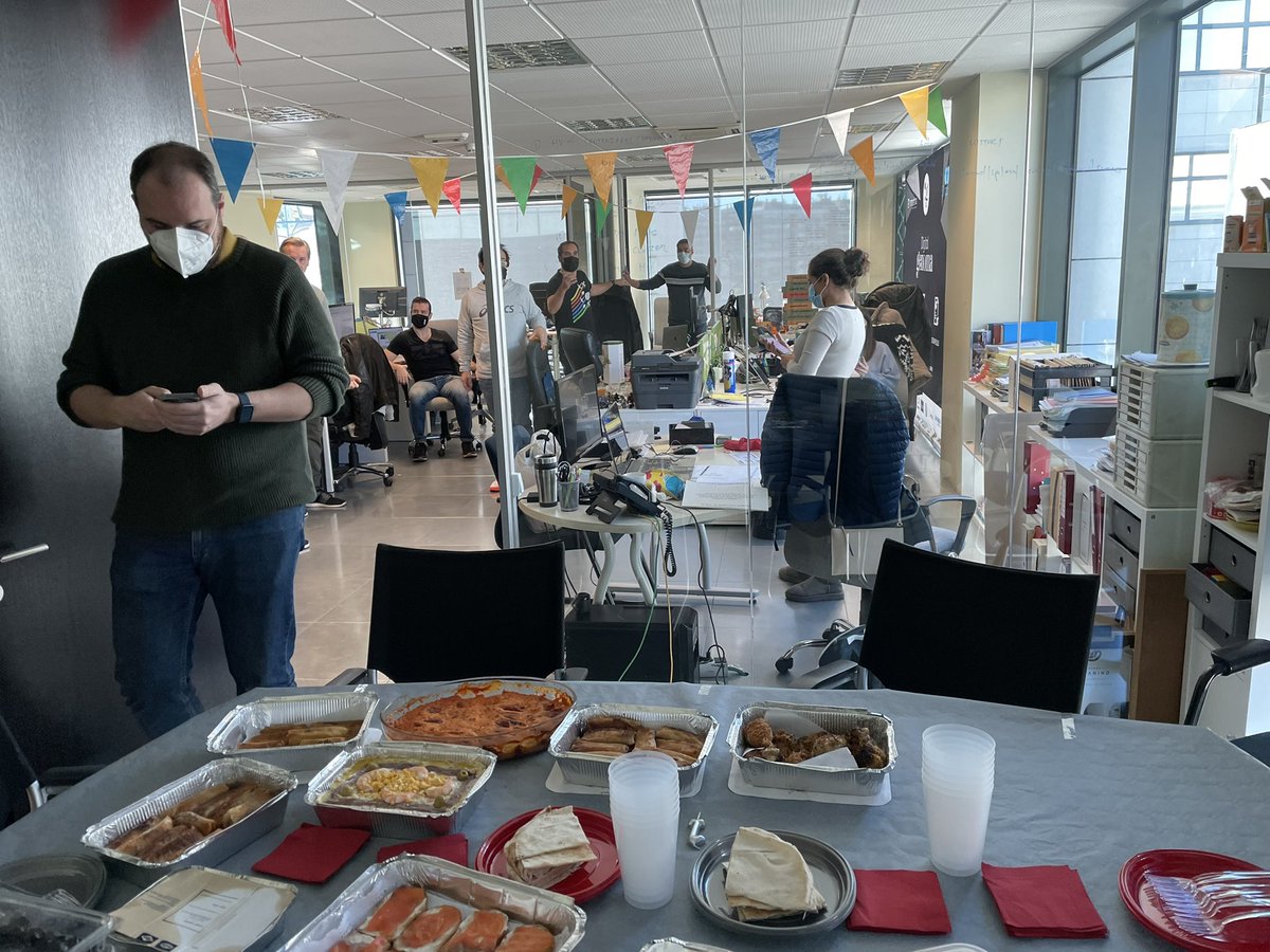 Tecnocrática tweet media