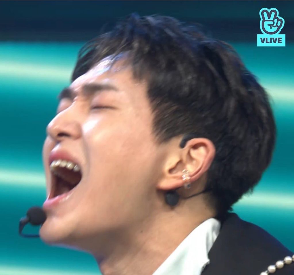 softandjinki's tweet photo. our high note bunny!!! 😂

샤이니 온유 #ONEW #온유 https://t.co/mcc0xleDeJ