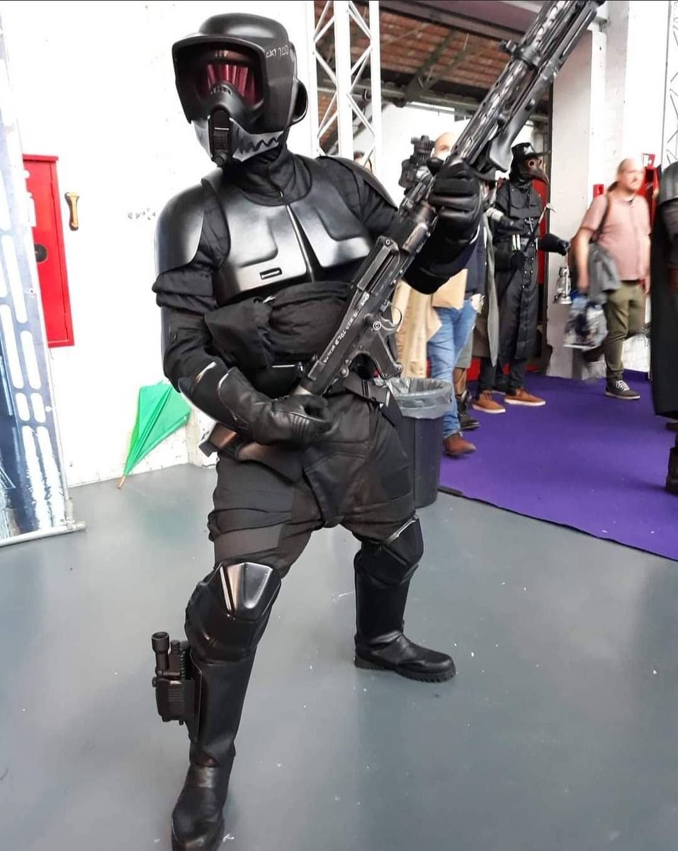 501stSpecOps's tweet photo. TX87310 loves a bit of rock'n roll.
That's how we do things in the #SwiftSilentRelentless of the #SpecOps detachment.
#BelgianGarrison #ShadowScout #DLT19 https://t.co/2jt3phbw9u