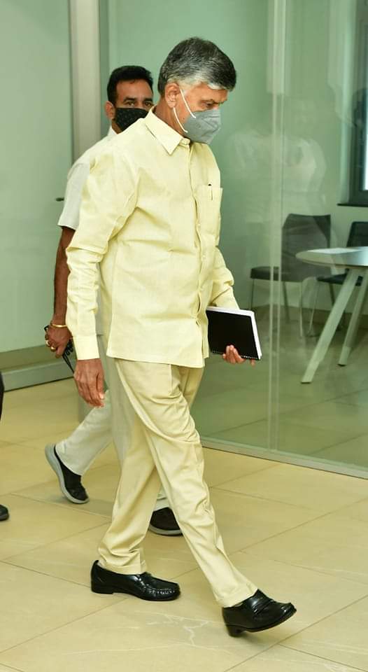 CBN_Era's tweet image. మహర్షి ముందడుగు ఆగదు 
#CBNmyrolemodel