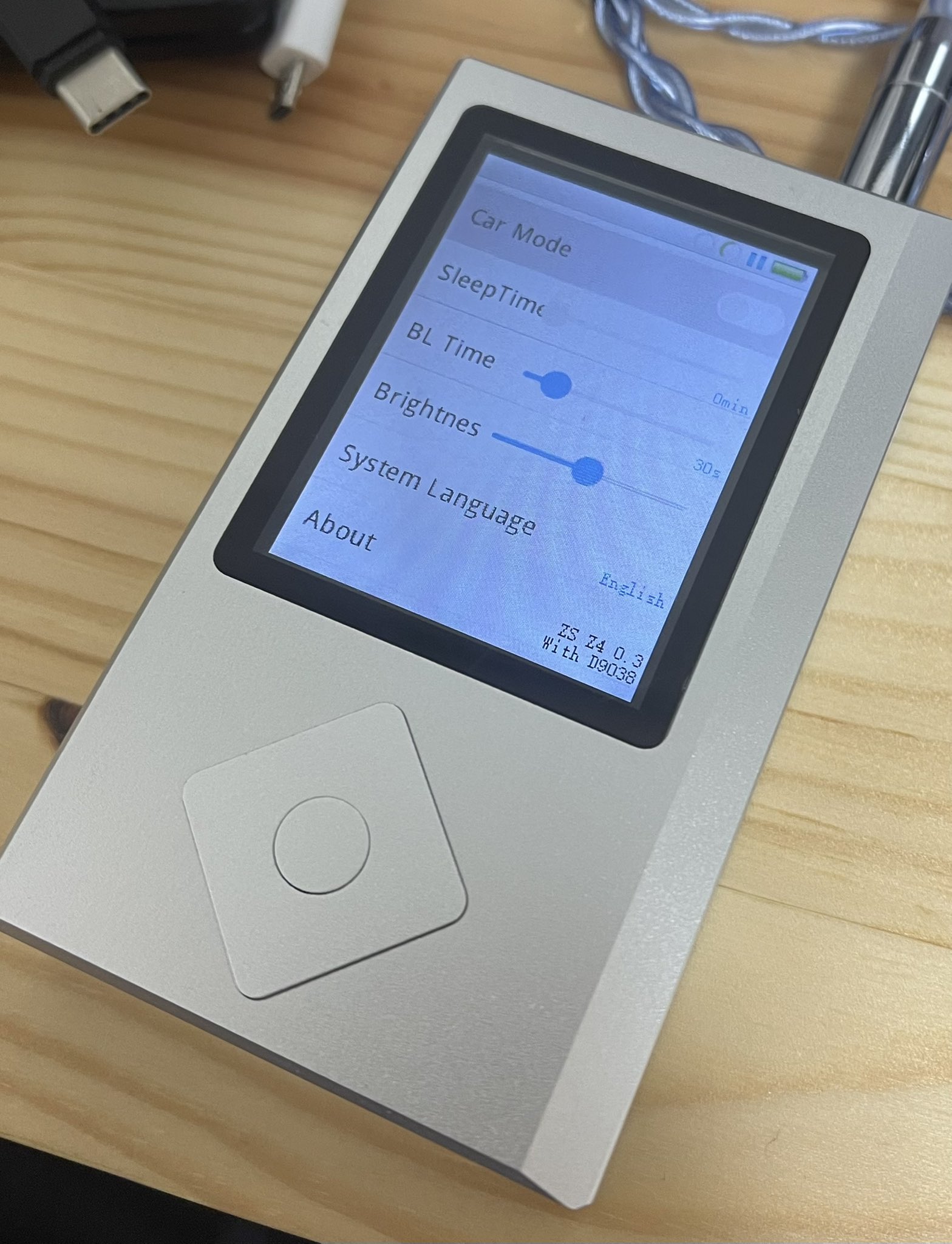 Zishan Z4 中華デジタルオーディオプレーヤー Zishan Z4 2.5/4.4mm Balanced Z5 Music Player Bluetooth 5.1
