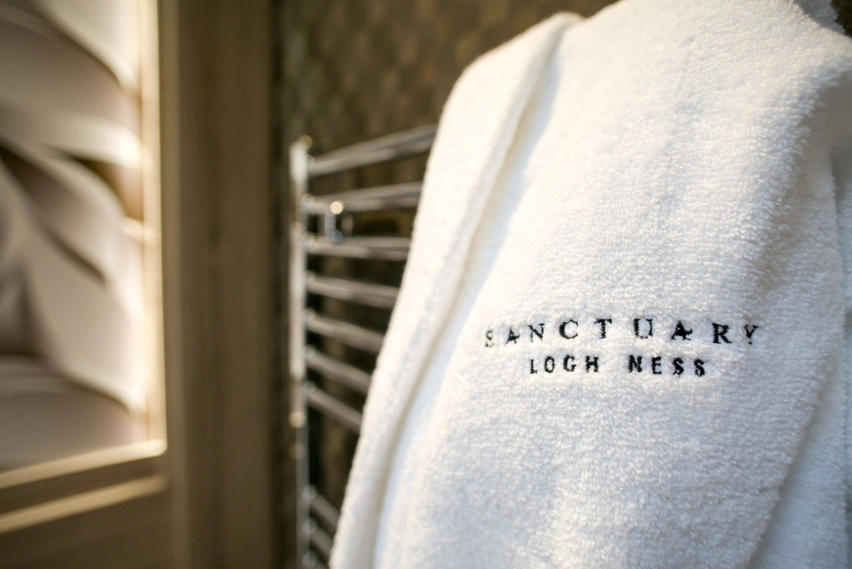 Lodgeslochness's tweet photo. Each Sanctuary lodge comes packed with thoughtful touches designed to make your home away from home feel that bit more special. Discover @Lodgeslochness as your exclusive Highland getaway - call us today for more information or to request a brochure.
🌊 https://t.co/TH4QJHzR1n https://t.co/vmXEWcNF24