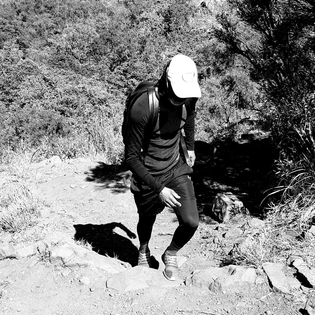 Thee_DjLogic's tweet image. a wise man never knows all, only fools know everything #EmpathOfSoul #TheeDjlogic #SoulfulHouse #HikersForLife #Hiking #Hiker #HikingTrail