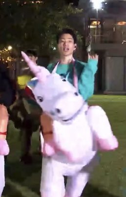 grace_srps's tweet photo. ก่อนเล่น        VS.    หลังเล่น 
ช่วยsaveจุมพลเเละยู่นี่ก็อนของเค้าด้วยค่ะ555555 
#SafeHouseSs2 
#ออฟจุมพล https://t.co/CqxezF5Zon