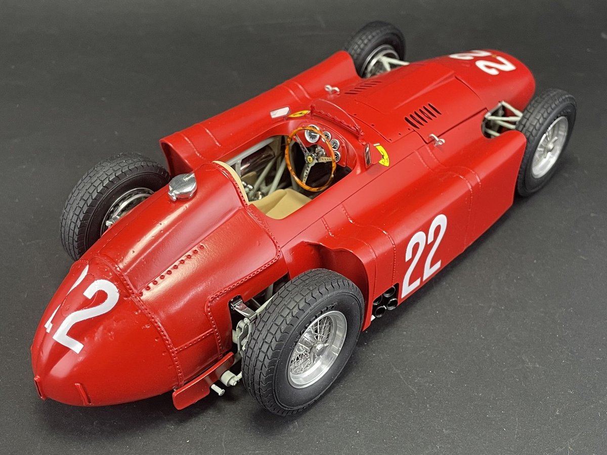 modeler_takuya's tweet photo. 〜Lancia ferrari D50〜
やっと完成したよ〜😉
もちろん研ぎ出しも面出しもしてないからボコボコですが、この方がリアルでいい感じ😆
#カーモデル #モデルファクトリーヒロ #ホビースペース36 #MFH #ferrarid50 #120scale #Lanciaferrarid50 #ModelFactoryHiro #hobbyspace36 https://t.co/qay2cRXEiM