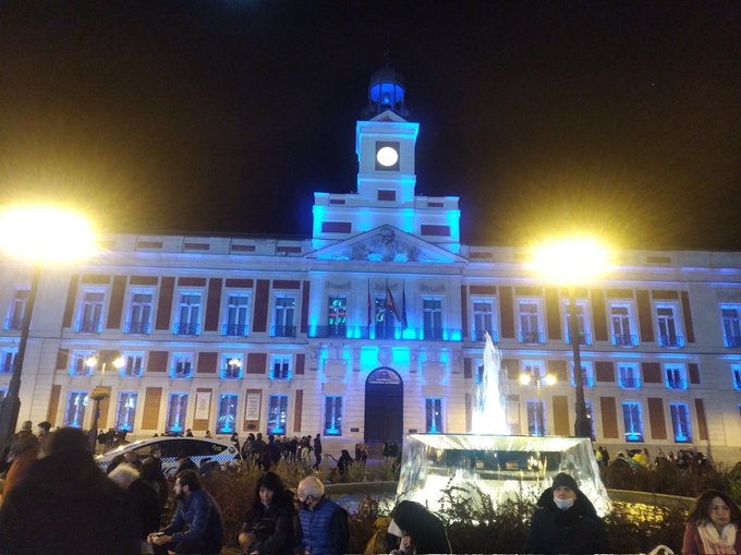 2 pic. #Madrid ? https://t.co/jKfV9E7UhX