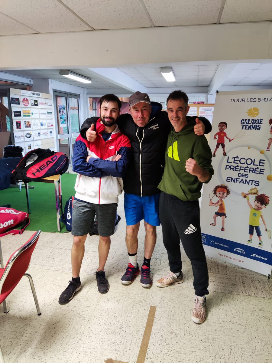 TcPondi's tweet photo. 🏆 𝐂𝐡𝐚𝐦𝐩𝐢𝐨𝐧𝐧𝐚𝐭 𝐩𝐚𝐫 𝐞́𝐪𝐮𝐢𝐩𝐞𝐬 𝐇𝐨𝐦𝐦𝐞𝐬 
🗓 2ème journée 

Voici les résultats de cette deuxième journée :

Équipe 1 - D 0/6 ❌
Équipe 2 - N 3/3 🤝 
Équipe 3 - V 4/2 ✅ 
Équipe 4 - D 1/5 ❌
Équipe 5 - D 2/4 ❌
Équipe 6 - V 4/2 ✅

Vive le TC Pondi 💚💙 https://t.co/KYOuV9WTjb