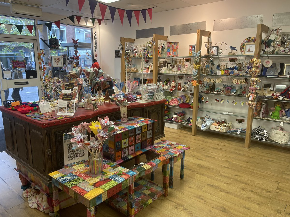 Great to catch up with <a href="/BenPBradshaw/">Ben Bradshaw</a> Who came to visit our shop at our new location in Sidwell Street Exeter, and bought some hand made face covers  #ShopLocal, #SoleTraders #handcrafted