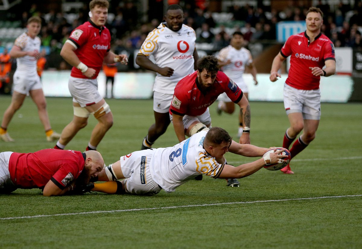 premrugby's tweet photo. Try on first-team debut, what a way to start your career 💪

Congrats to @BristolBears' McKenzie Duncan, @SaintsRugby's George Hendy, and @WaspsRugby's Olly Hartley &amp; James Tunney 👏

#PremRugbyCup https://t.co/0FedwTkQBY