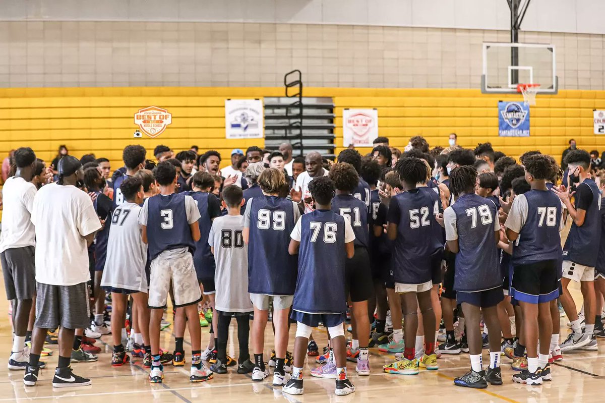 SaturninoPhotos's tweet photo. Best of Middle School West
@trigonis30 @PangosAACamp @NBNMagazine @Fullctpress @LimitLesSports @BallerTV @BeachCityHoops @ballislifeyouth @FrankieBur @RonMFlores
#pangos #fullctpress #BestofMiddleSchool #Spalding
#SaturninoPhotography https://t.co/REE8JQZ7ZK