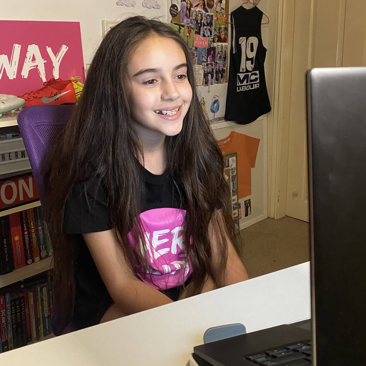 herwaysports's tweet photo. Nothing like a pre-dinner zoom chat with a world champion athlete! This will be in the December issue of HW #homeworkcanwait #womeninsport https://t.co/x9LPqaEpa8