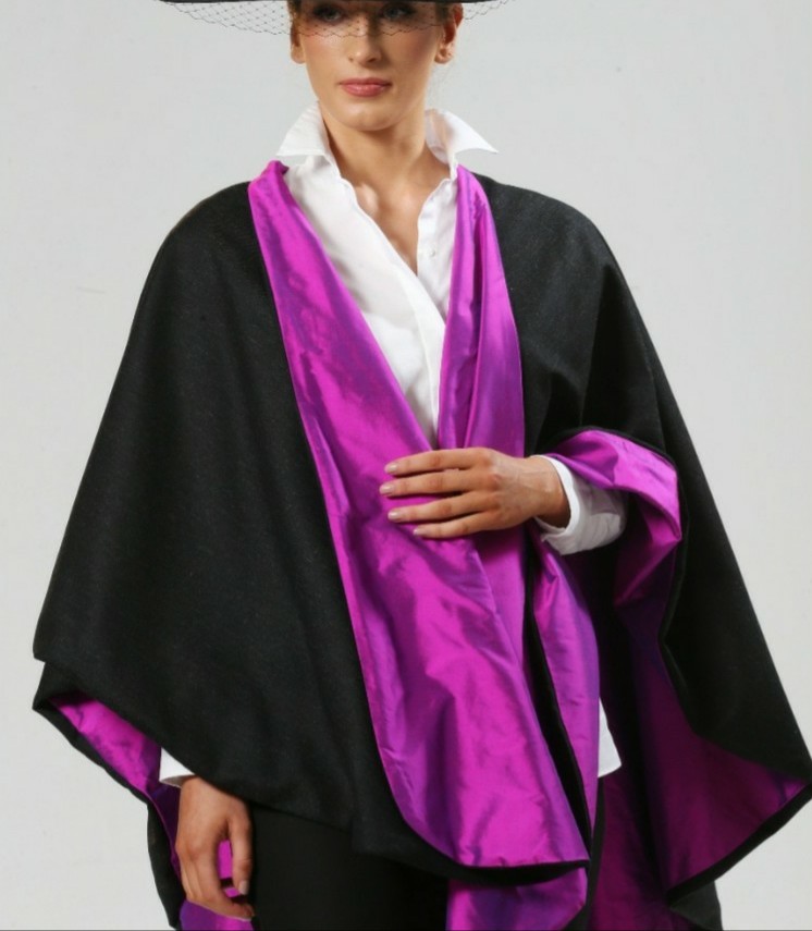 CIFDtweets's tweet photo. Pop of colour from @BallyBoyDesign #irishfashion #Cape #irishwool #silklined #ballyboydesign #irishdesign #CIFD https://t.co/fzLPcPJan6