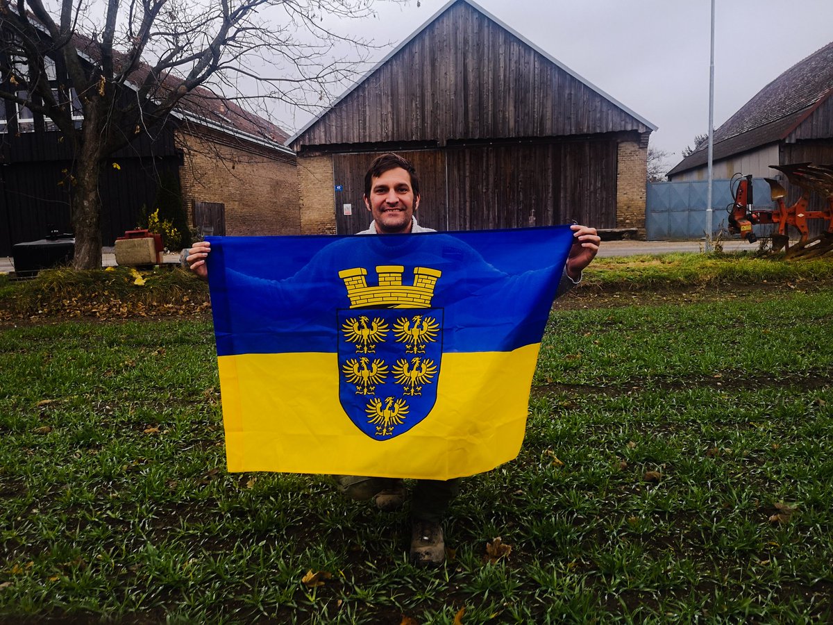 Ich wünsche einen schönen Landesfeiertag! 😃

#stolzaufnö #stolzaufnoe 🇺🇦