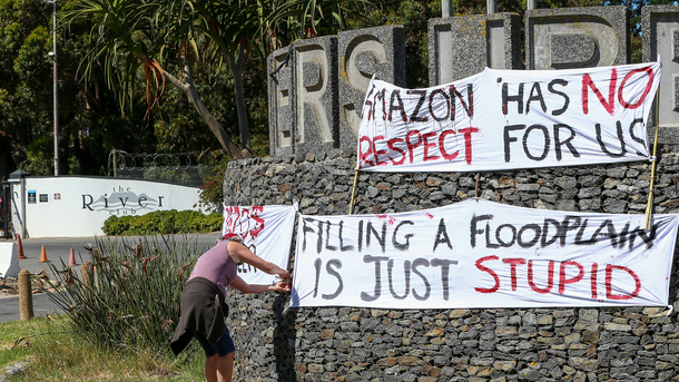 RobsGranger's tweet photo. Saying we need to address the climate crisis and then continuing to be deaf to stakeholders trying to protect a wetland heritage site is maddening. #CapeTown #Amazon #environmentawareness #riverclub https://t.co/qPmqwcKRMw