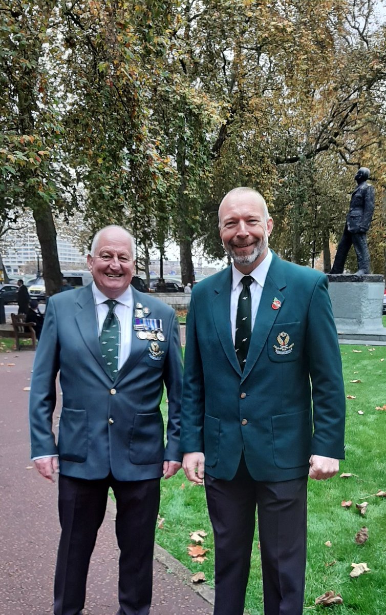 SusanStanley1's tweet photo. Proud pride in the #fieldguncrew #fleetairarm #RemembranceSunday https://t.co/UZXfKTYfAX