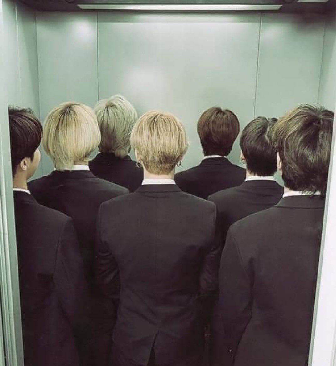minvks_'s tweet photo. And they have hide this alosmt a year 🥲 #MMAxBTS #BTSxMMA #BTS #MMA https://t.co/XHPs0oDJIL