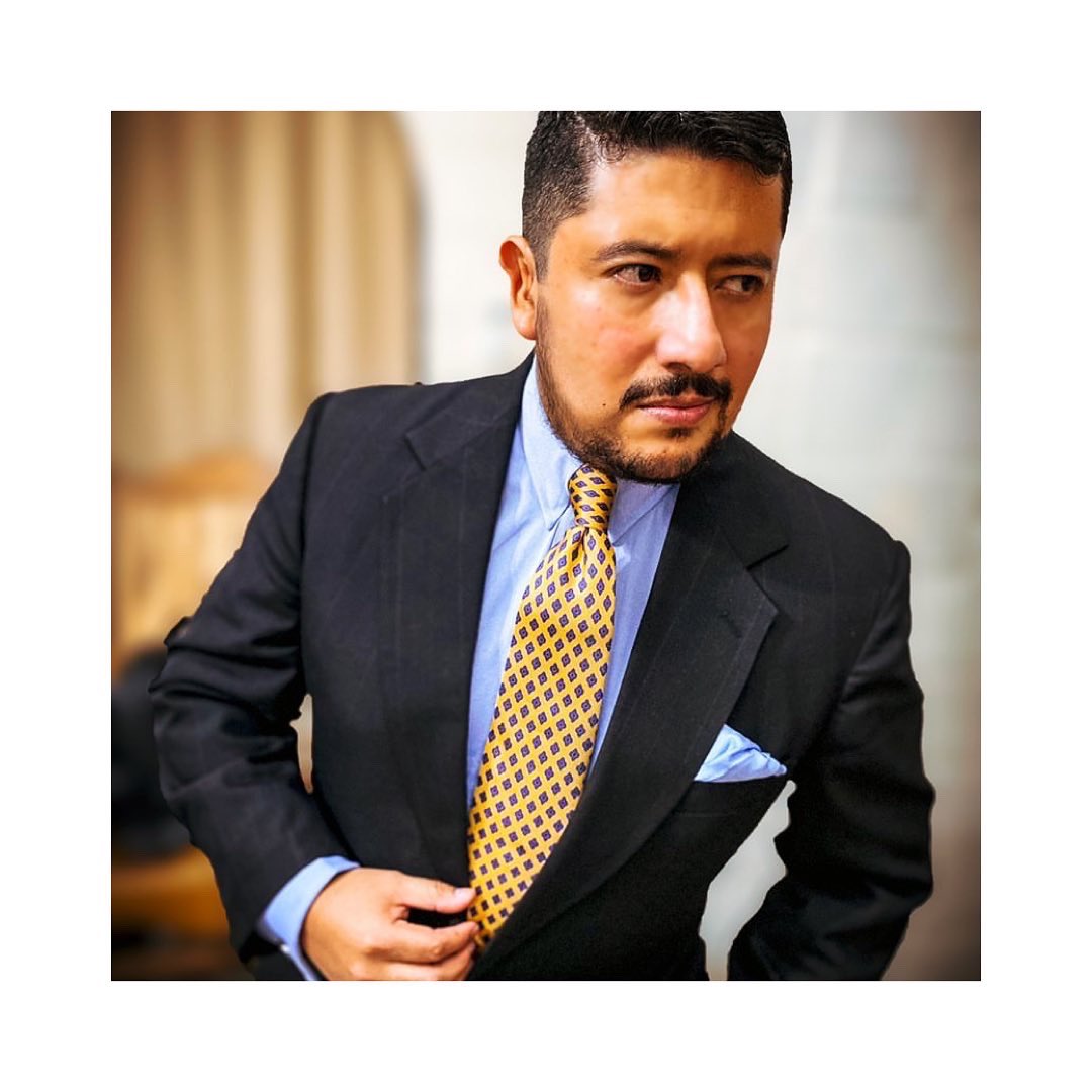 PorterPepperell's tweet photo. @manue.l_f in our yellow spot medallion, mulberry silk, fully seven-fold tie
FREE UK + INTERNATIONAL DELIVERY
#style #handmade #tie #gentlemanstyle #suit #sprezzatura #suitedman #suitedmen #suiting #corbatasdeseda #trajeado #manwithstyle #suitandtieguy #menformal #tiesporn https://t.co/4cZCBuVGZP