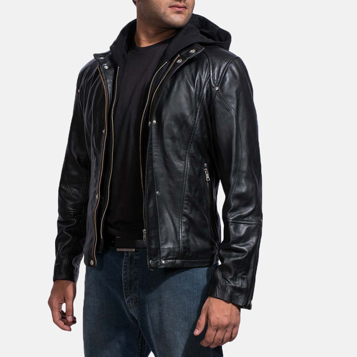 JacketPromoter's tweet photo. 🚨🚨 ALERT 🚨🚨
Need Leather Jacket❓
GRAB NOW FROM OUR AMAZON STORE
DROPPED NEW DESIGNS &amp; STYLES😍
🔗 https://t.co/n1aTyniKMe 
.
.
#jacket #LeatherJacket #fashion #fashionstyle #fashionnova #Fashionista #style #StylesSunday #clothingbrand #clothingformen #clothesonclothesoff https://t.co/mgnKa8JTK0