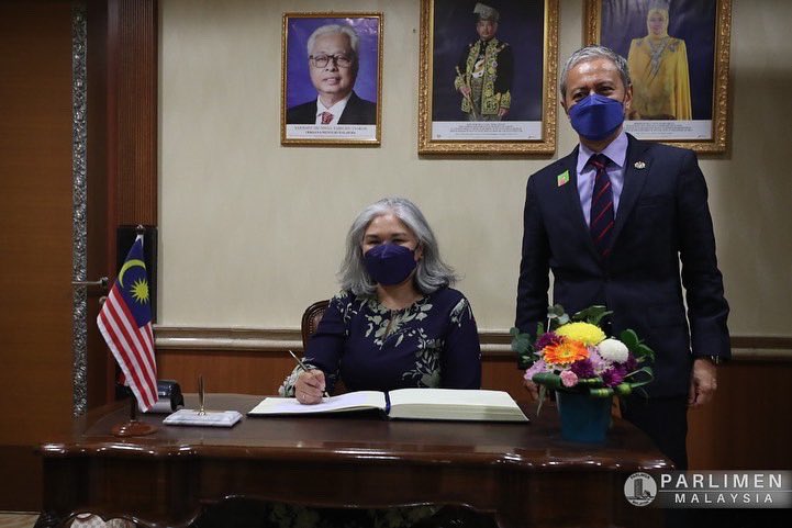 Parlimen Malaysia On Twitter Yb Datuk Seri Dr Haji Dzulkefly Bin Ahmad Ahli Parlimen Kuala Selangor Yb Puan Nurul Izzah Binti Anwar Ahli Parlimen Permatang Pauh Dan Yb Tuan Wong Chen Ahli