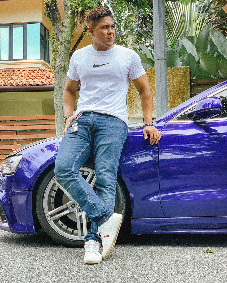 AmeerulAsyraf's tweet photo. Happy working guysss ! 🐊💙
.
📽Day 17 on set 28 Hari Mencari Cinta 

#OrangetreeProduction #28HariMencariCinta #Tv3 #DramaSangat #AmeerulAsyraf #Alhamdulillah https://t.co/nRW7cpuzuB