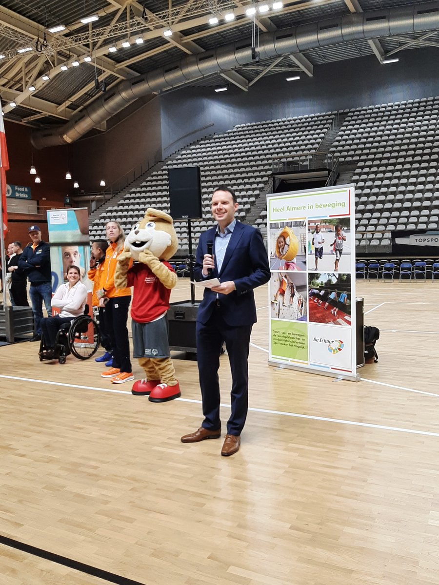 Sport Almere (@sportalmere) on Twitter photo Dit weekend is de week van het aangepast sporten afgesloten met de Special Olympics Regionale Spelen. Sporters met een verstandelijke beperking uit verschillende regioβs namen het tegen elkaar op in Almere. Wethouder <a href="/JuliusLindenbe2/">Julius Lindenbergh</a> had de eer het evenement te openen. Dit weekend is de week van het aangepast sporten afgesloten met de Special Olympics Regionale Spelen. Sporters met een verstandelijke beperking uit verschillende regioβs namen het tegen elkaar op in Almere. Wethouder <a href="/JuliusLindenbe2/">Julius Lindenbergh</a> had de eer het evenement te openen.