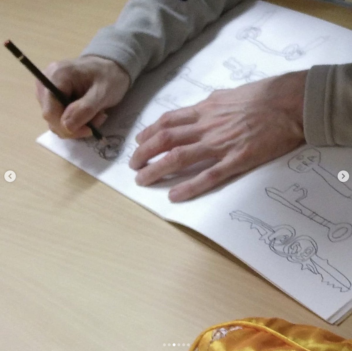 diytheatreco's tweet photo. Our members take part in a weekly drawing class with Claire Hignett. Some of whom have visual & hearing impairment & lived experience of autism. They've been drawing keys, here's a selection of some of the amazing drawings people have created.
#learningdisabilityart
#deafart https://t.co/p2QU57mdEG